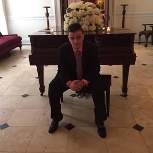 Meet your Posher, Robert